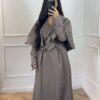 Cape trenchcoat taupe